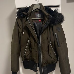Vince Camuto khaki green warm winter coat